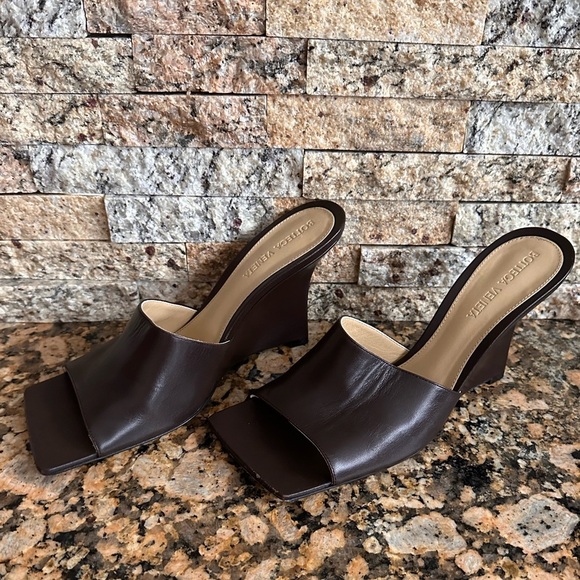 Bottega Veneta Stretch Wedge Lounge Sandals - Picture 8 of 14